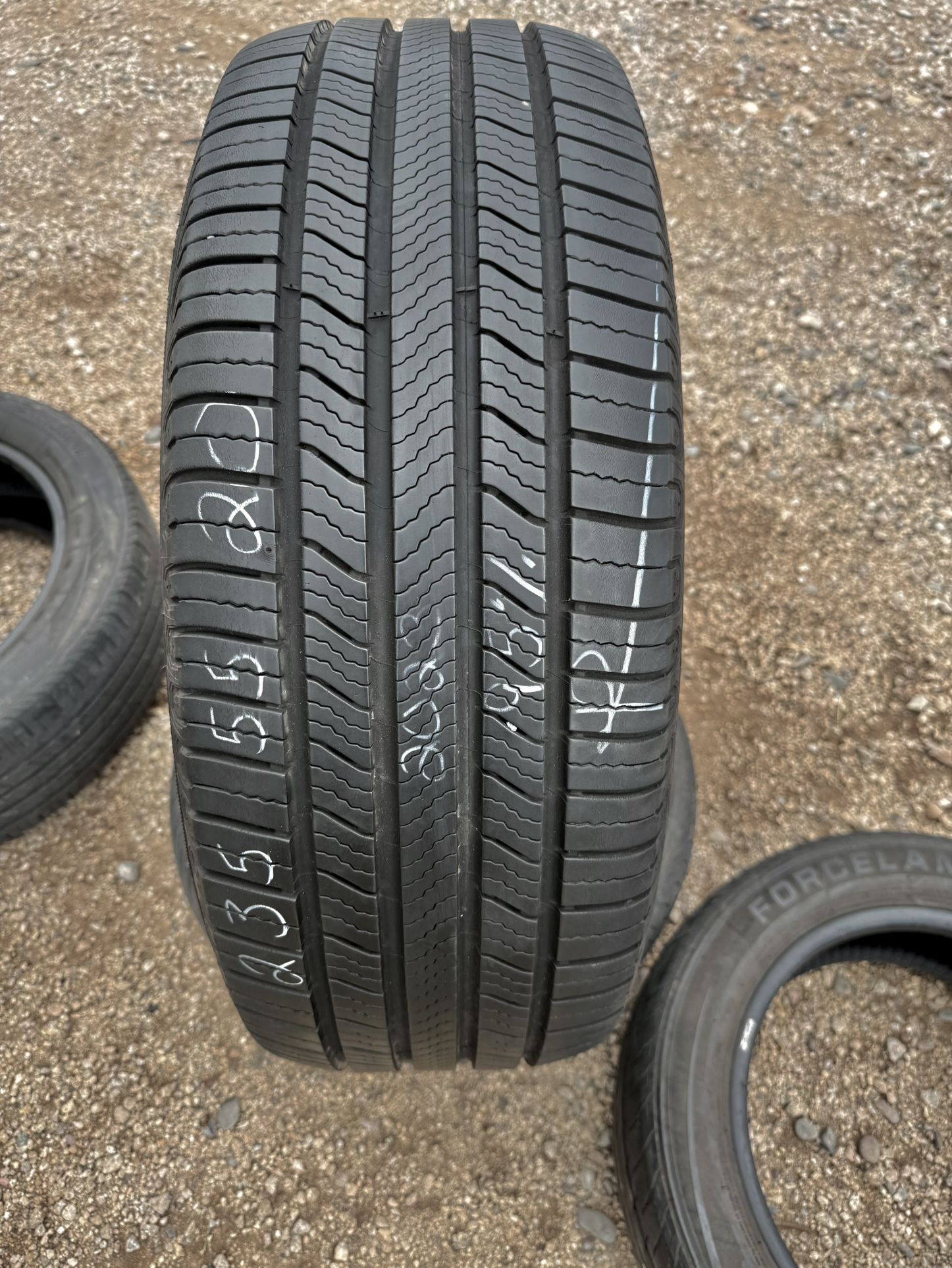 (1) MICHELIN 95% 235/55/20