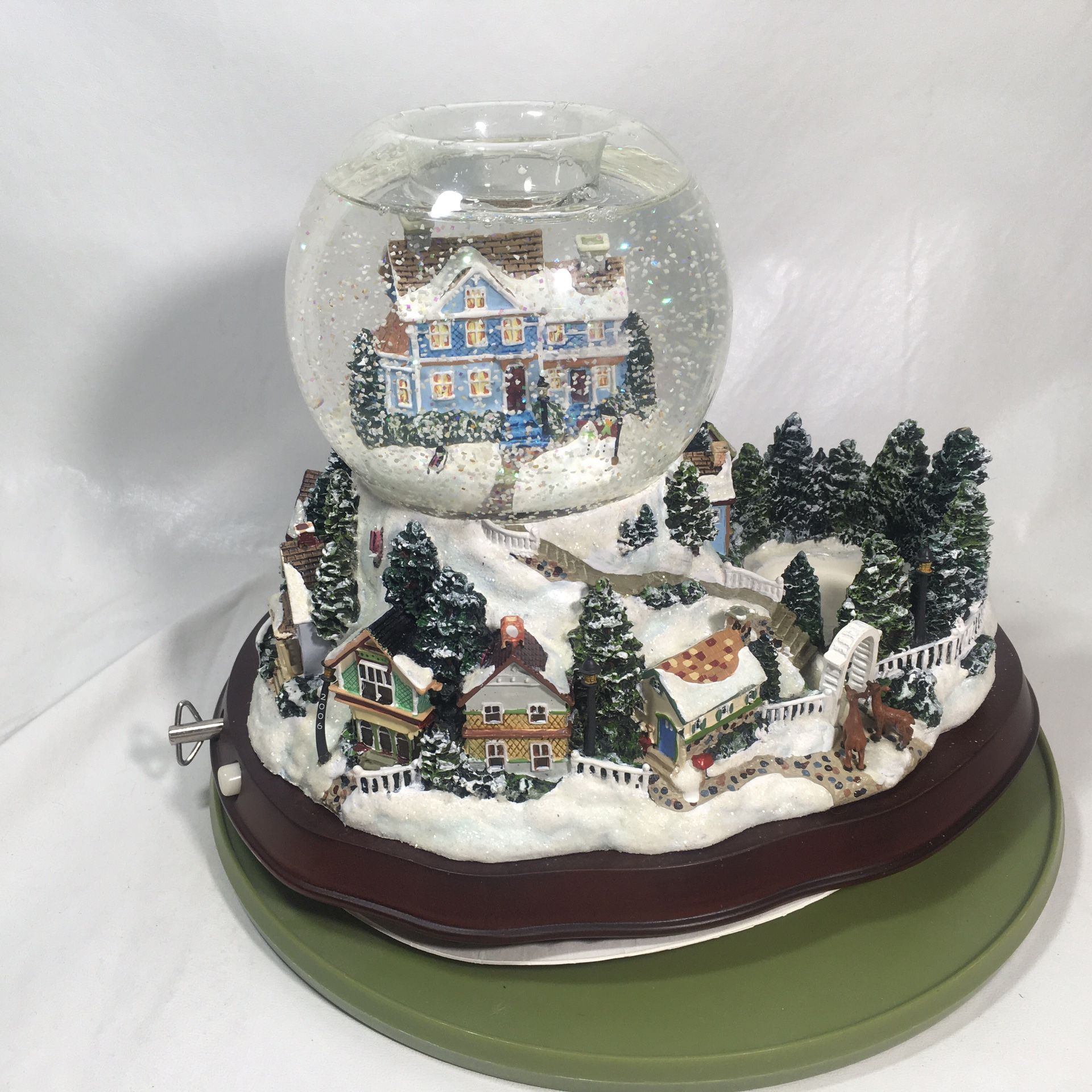 Partylite Holiday Wishes WINTER WONDERLAND Tea Light Candle Holder Music Lights Christmas Snow Globe
