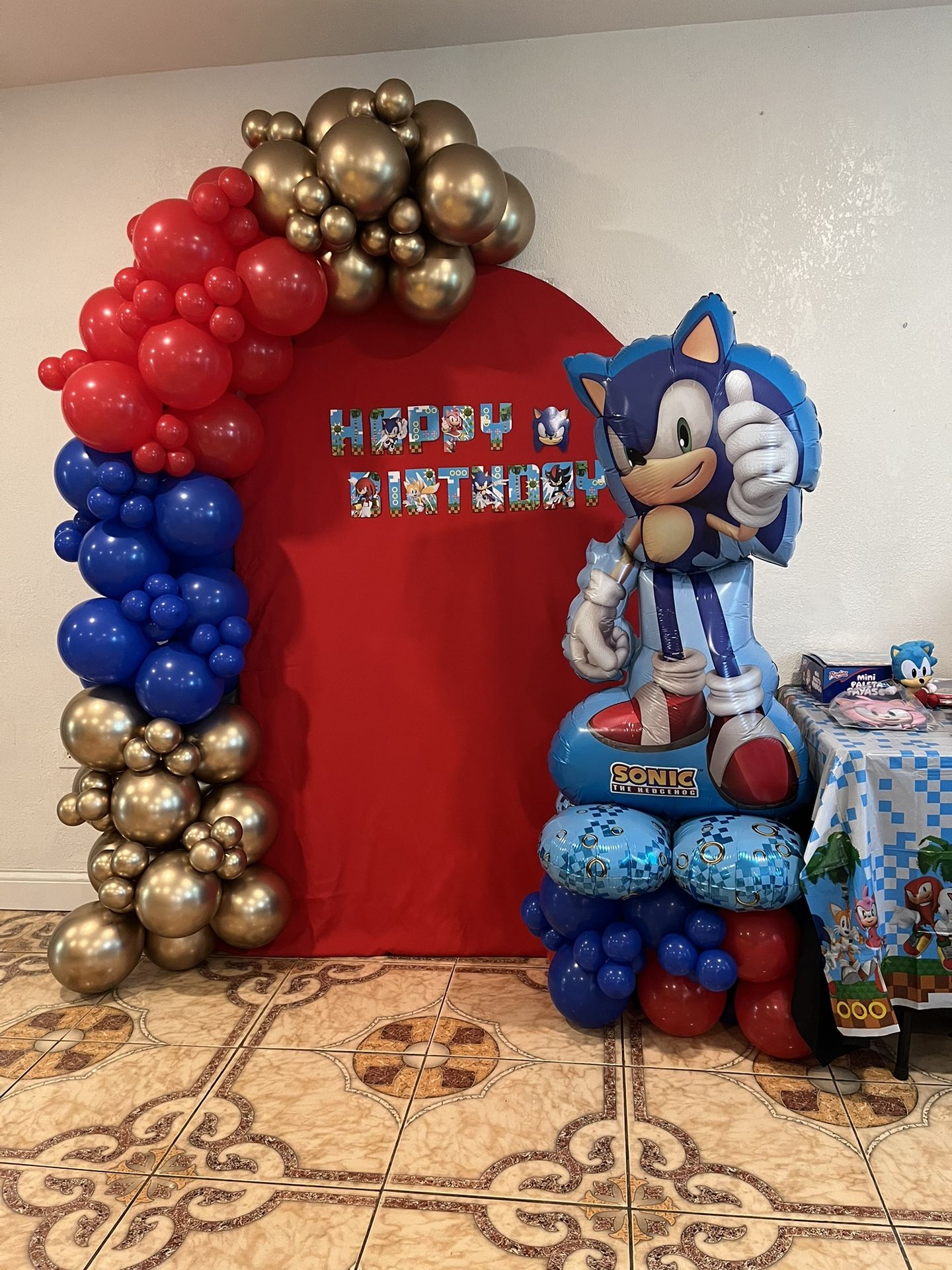 Sonic Balloons Plus Backdrops