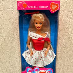 Valentine Barbie Doll Special Edition 1995 NIB 15172 Vintage Mattel