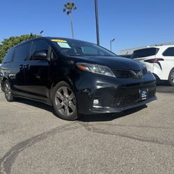 2018 Toyota  Sienna $3600