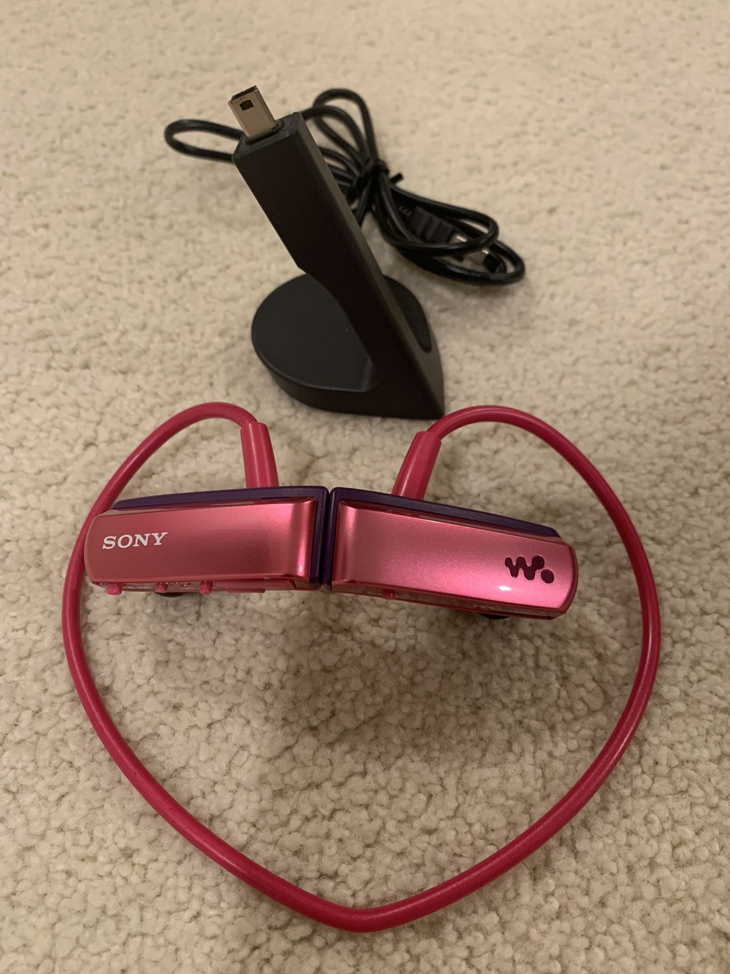 Sony headphones pink