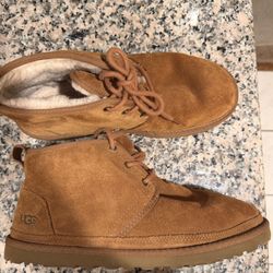 Uggs Nuemel 9.5 Men