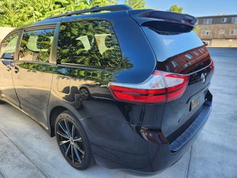 2018 Toyota Sienna