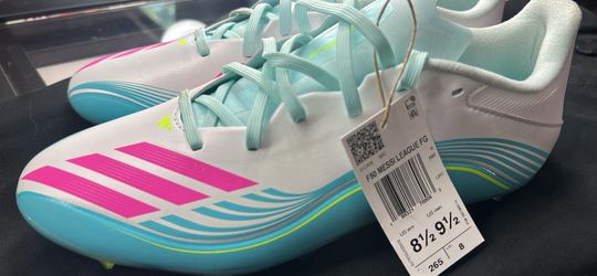 Adidas Messi F50 cleats