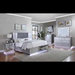 $1800 bed dresser mirror led lights Bluetooth mirror usb all glass/mirror