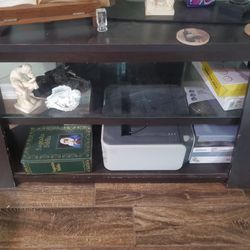 TV Stand/ Entertainment Center