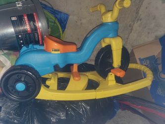 3 In 1 Rocker And Push Ride Also Ride Alone  Seat Adjustable 
