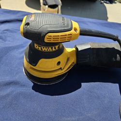 Dewalt dwe6421 5 Inch Random Orbit Sander