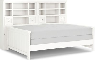 Bed and 2 bookshelves