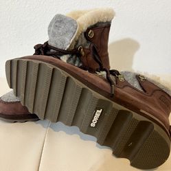 Sorel Sneakchic Alpine Boots