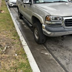 2002 GMC Sierra  2500hd