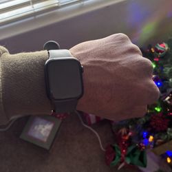 Apple Watch Series 9 (45mm)