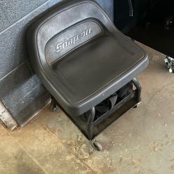 Snap On Work Stool Great For Brake Jobs 40$ Obo
