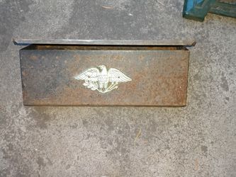 Exterior wall mount mailbox with American Eagle - for restoration