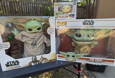 Star Wars Mandalorian The Child Toy Bundle