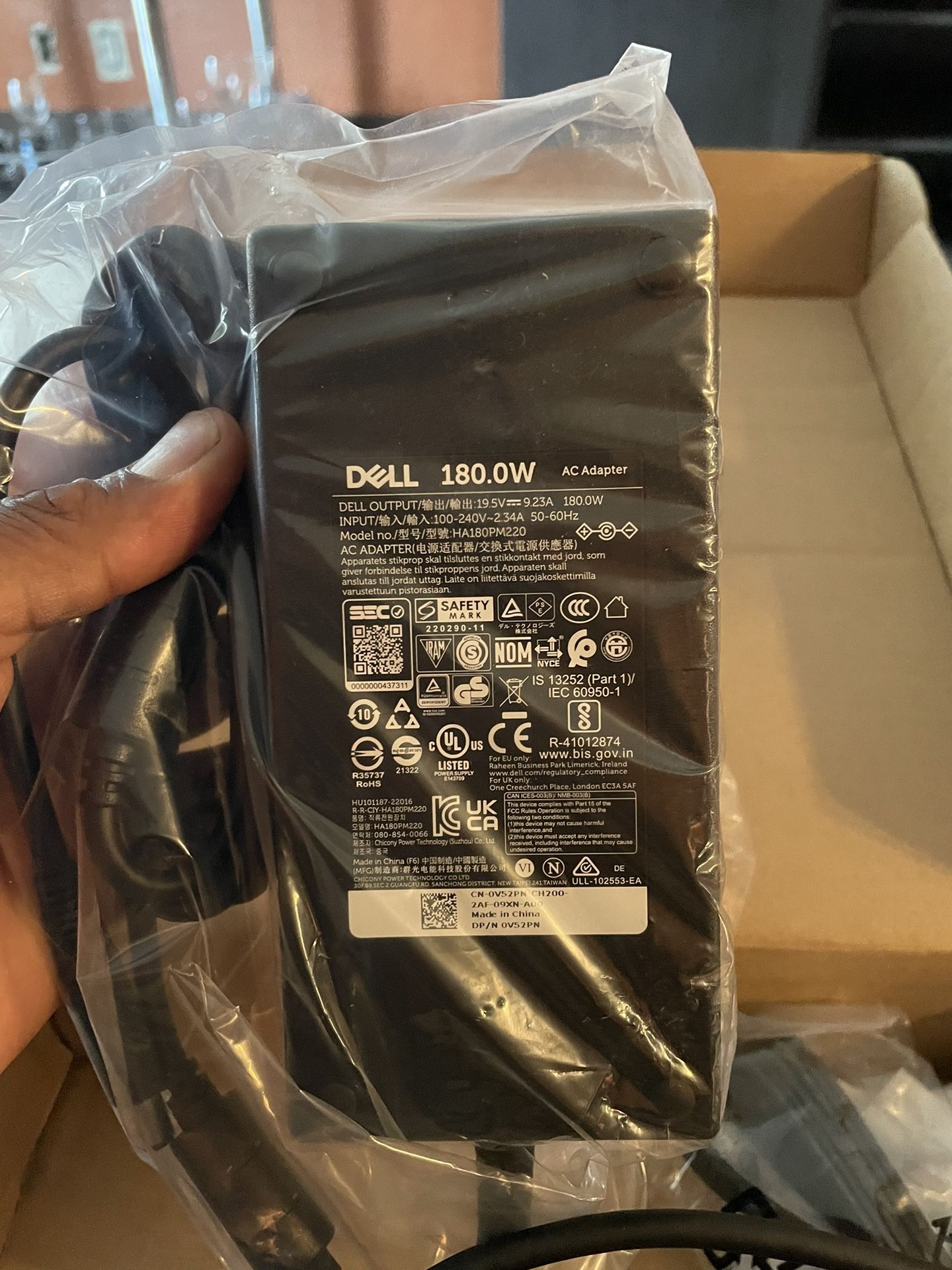 Brand New dell Thunderbolt Dock