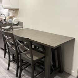 Dinning Table