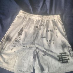 EE Shorts Size Medium Brand New 1of1