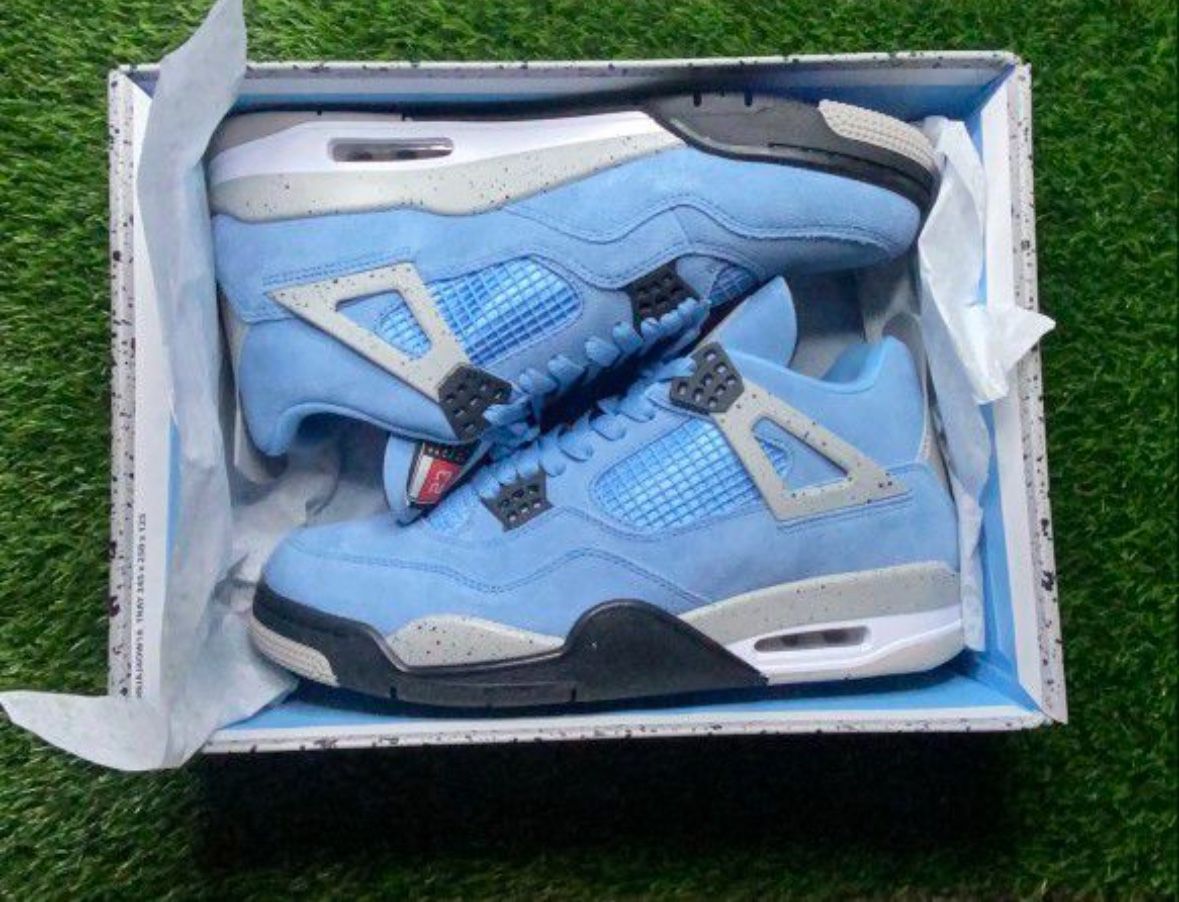 Jordan Universal blue mens sizes 10