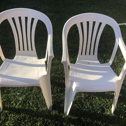Plastic Lawn Chairs 