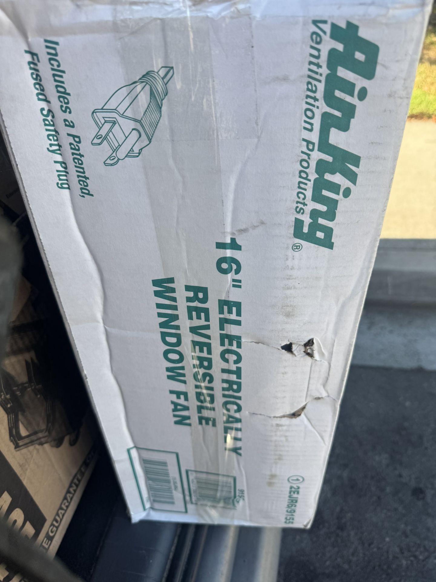 Air King 16in Window Fan (New) In Box