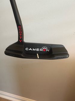 Scotty Cameron Newport 2.5 Studio Stainless - RH Golf Club Custom Putter