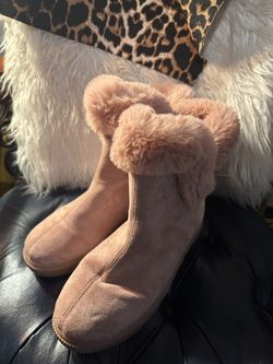 Journee Faux Fur Boots Size 11