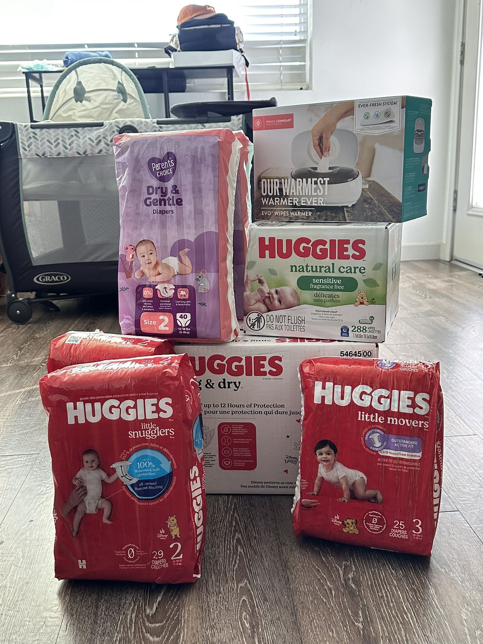 Diapers/Wipes + Wipe warmer