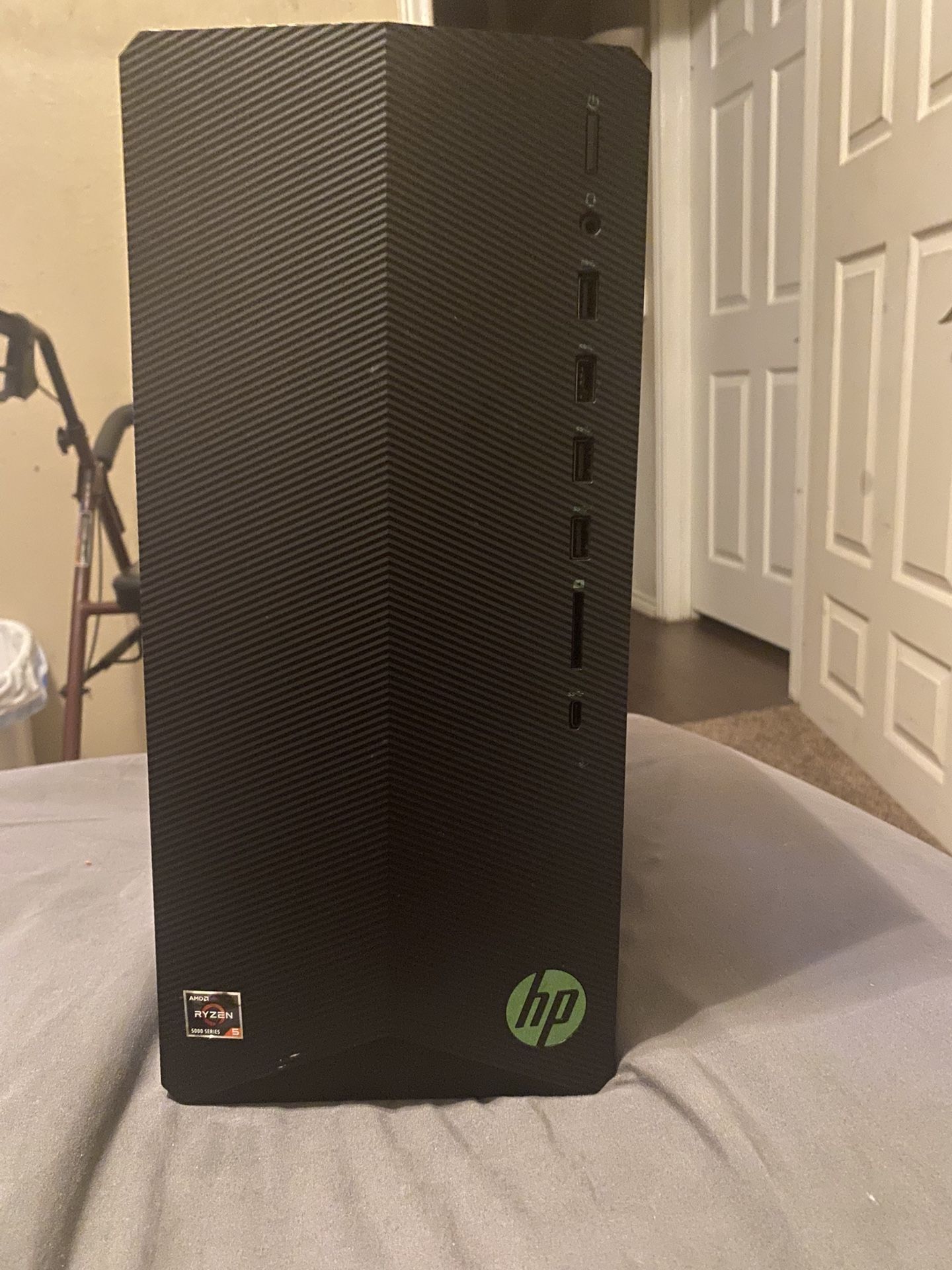 HP Pavilion Gaming Desktop, 10th Generation Intel Core i5-10400F Processor, NVIDIA GeForce GTX 1650 Graphics, 8 GM RAM, 256 GB SSD, Windows 11 Home (T