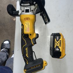 Dewalt Mini Hand Held Saw 