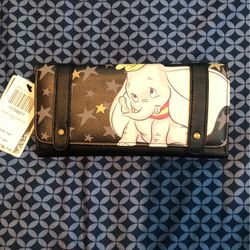 Loungefly Dumbo Black Star Flap Wallet 