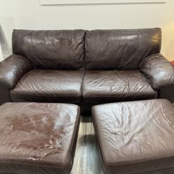 LEATHER COUCH