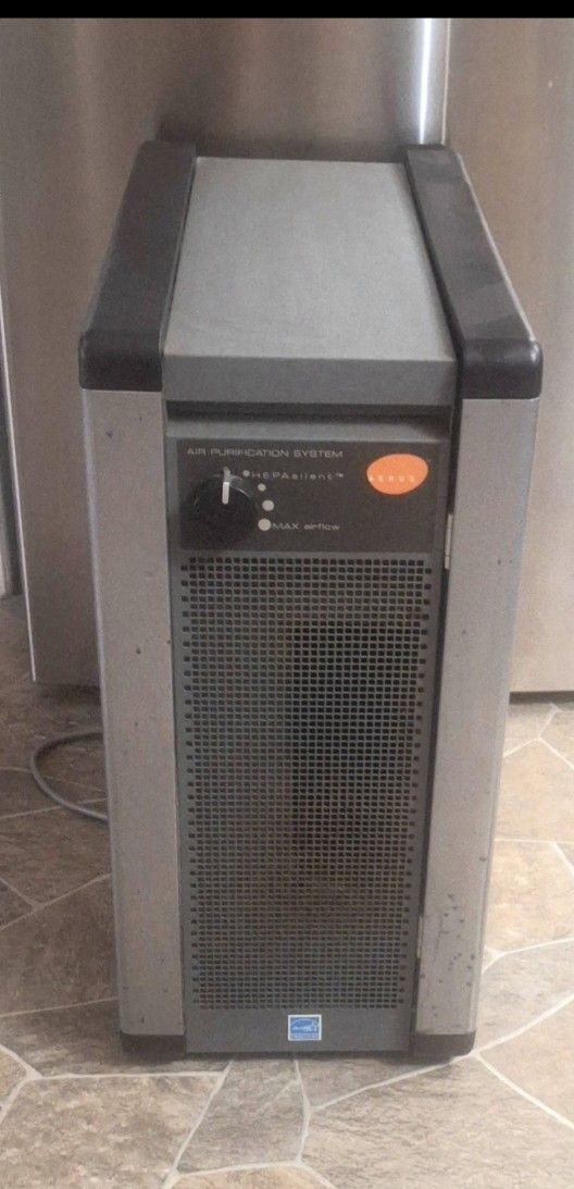 AERUS-HEPASILENT LUXE GUARDIAN PLATINUM LARGE AIR PURIFIER 