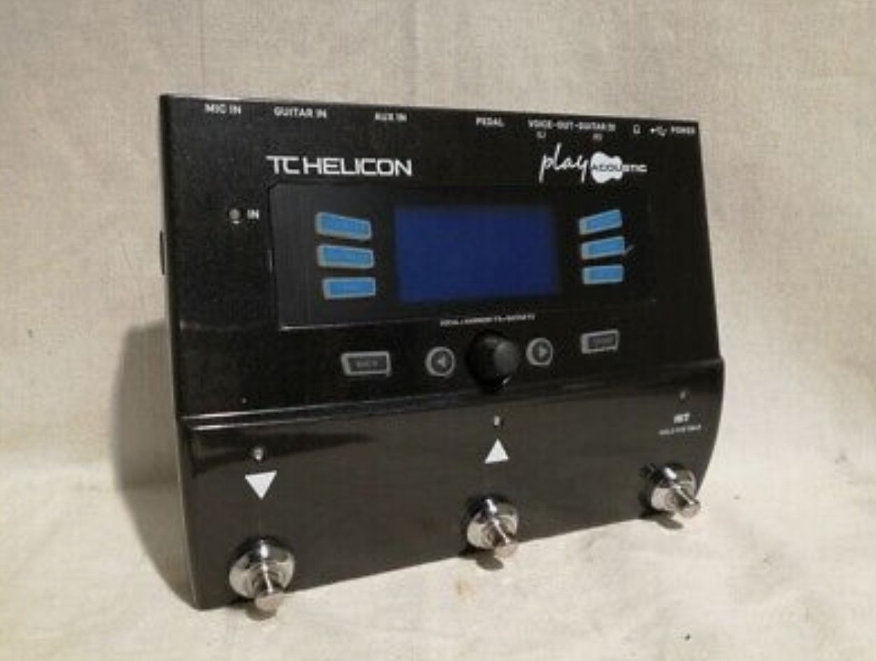 TC-helicon Play Acoustic DI/Harmony 