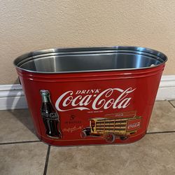 Tin Container 