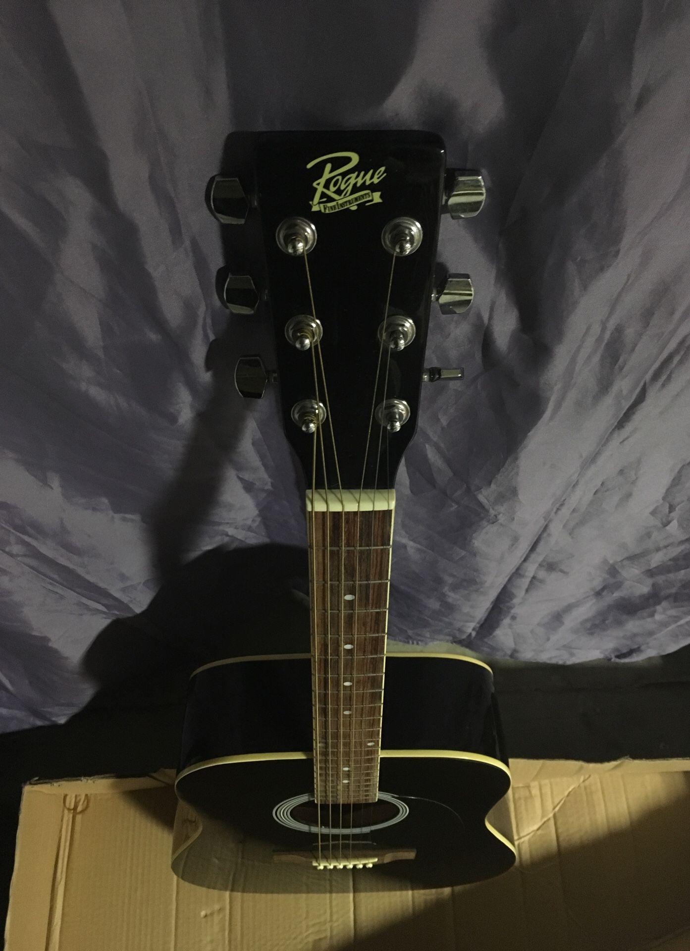Rogue RA101B Acoustic Guitar Black USED