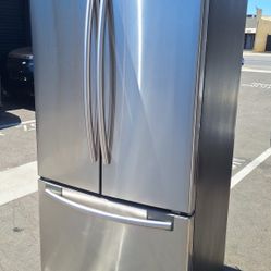 WORKING REFRIGERATOR (SAMSUNG)