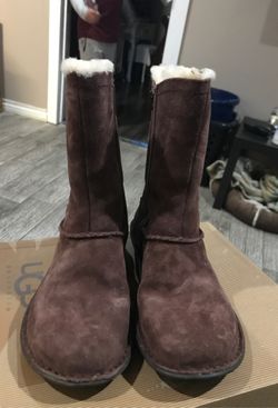 Ugg Boots / W Kimbra/ Chocolate/ Size 8