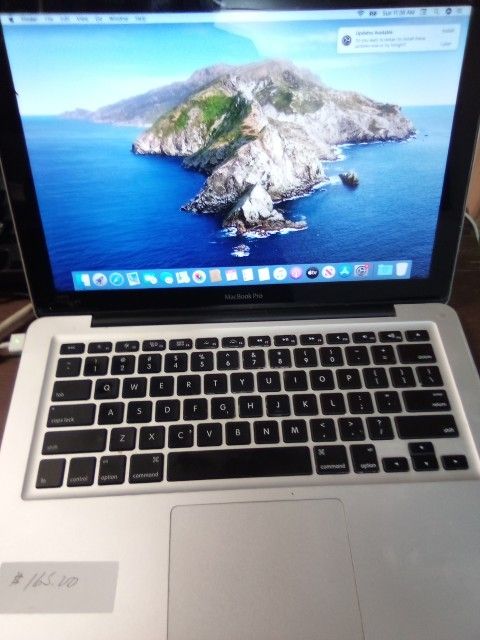 2022 MacBook Pro I7