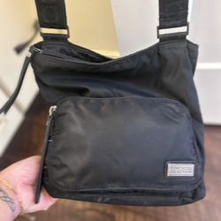 Kenneth Cole Cross Body Bag Purse 
