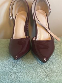 Red wine heels