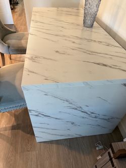 Kitchen Island Table