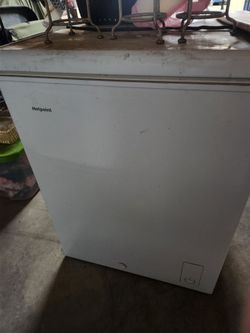 Hotpoint chest freezer