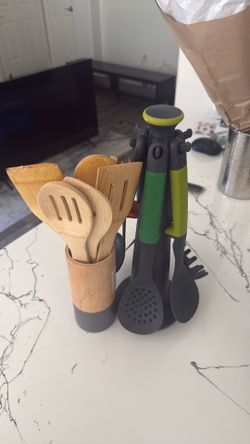 Kitchen Utensil Sets – Bamboo + Joseph Joseph Bundle