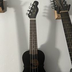 I Fender Black Soprano Ukulele – Acoustic