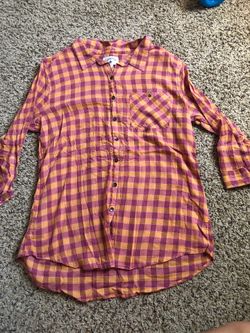 XL Converse shirt