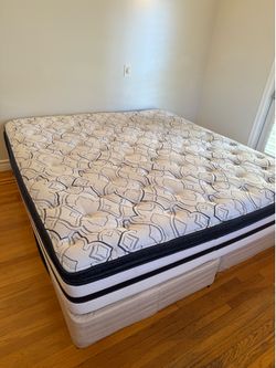 BEAUTY REST - KING SIZE MATTRESS