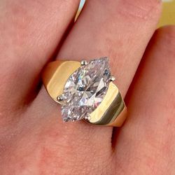 14k yellow gold marquise 5 Ctw CZ stone fashion ring