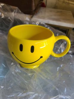 Happy face cup